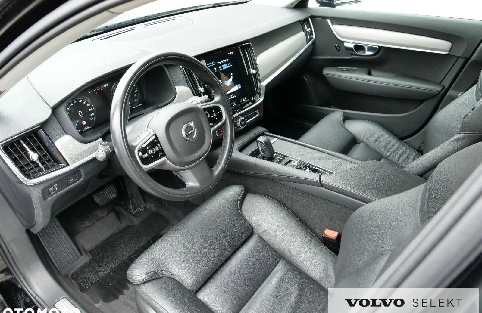 Volvo V90 cena 144900 przebieg: 148150, rok produkcji 2021 z Orzysz małe 631